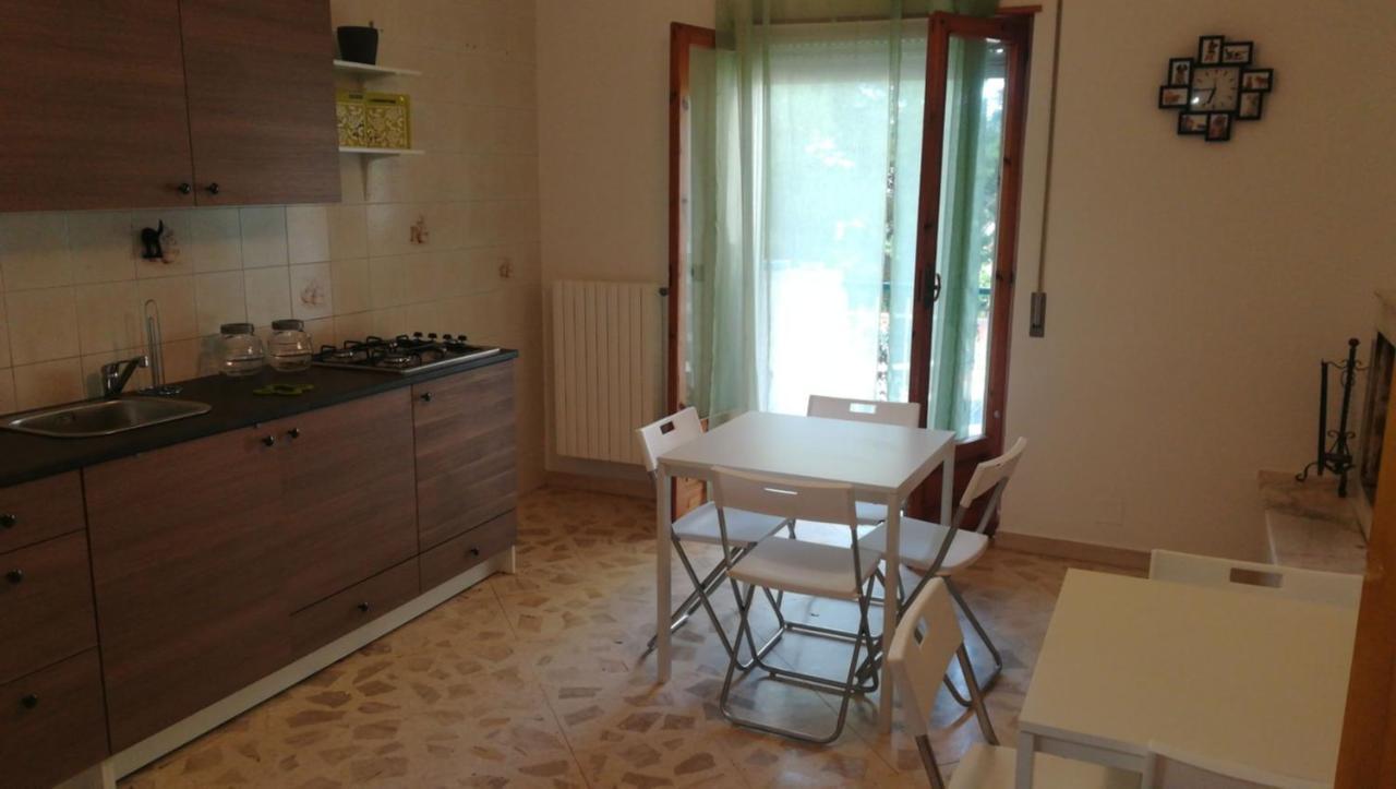 Terra Bianca Bed & Breakfast Trani Bagian luar foto